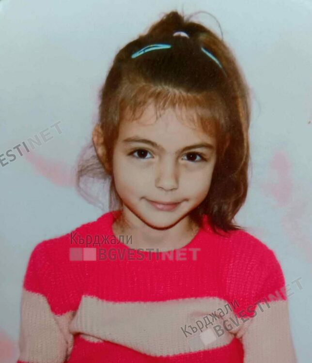 Яна Семерджиева