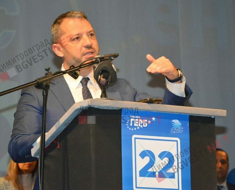 Бойко Борисов разясни защо са направили "сглобката" и обеща сигурност, еврозона и повече пари от Европа