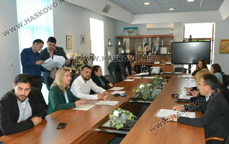 Служебни назначения на съставите на секциите от ОИК