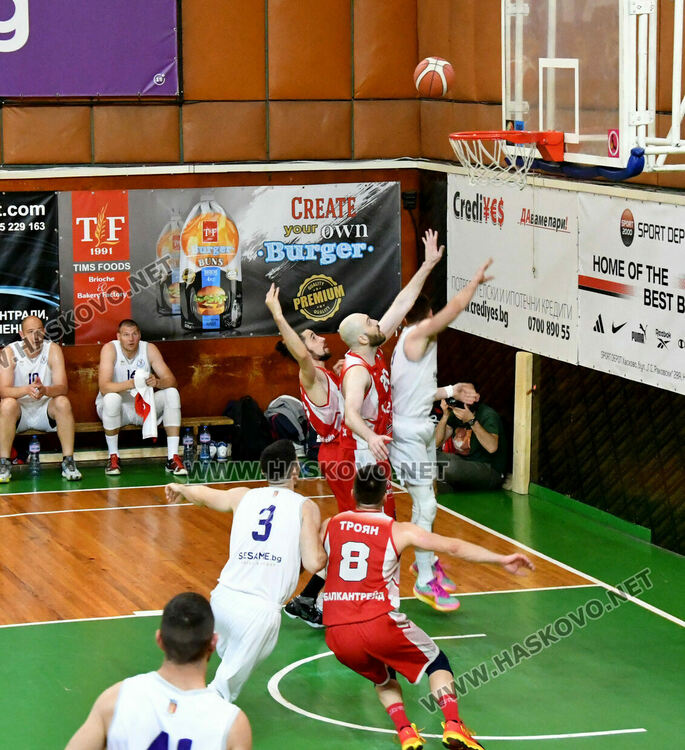 Баскетболният “Хасково” е на финал в регион Юг