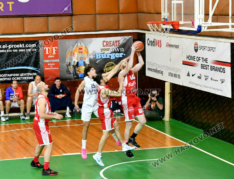 Баскетболният “Хасково” е на финал в регион Юг