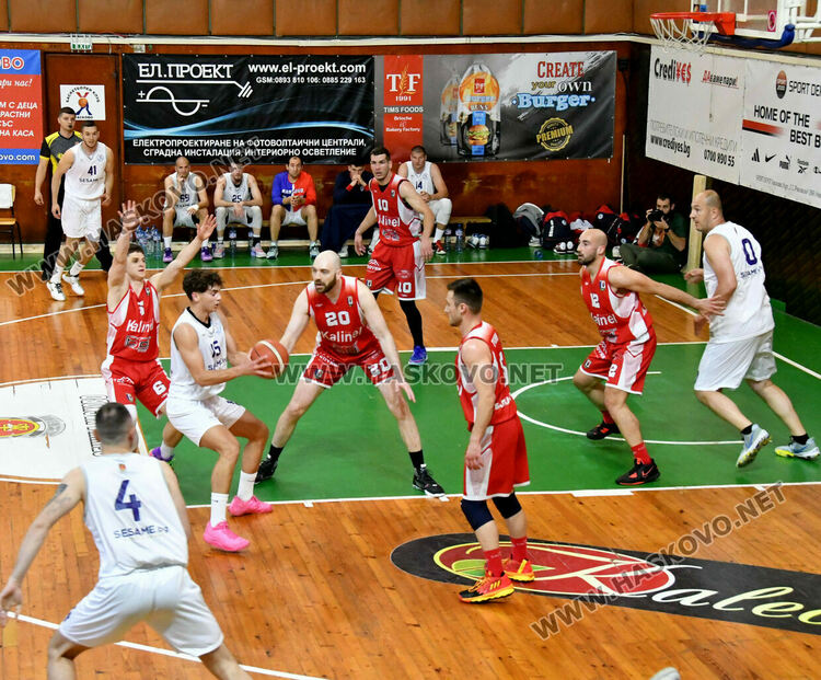 Баскетболният “Хасково” е на финал в регион Юг