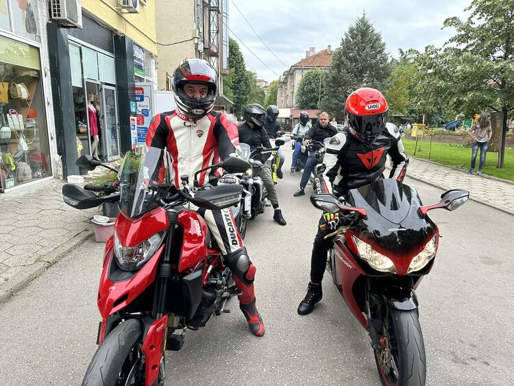 Иван Минев: Автописта и летище Узунджово- от мото-състезания до туристически обиколки на област Хасково със самолет  