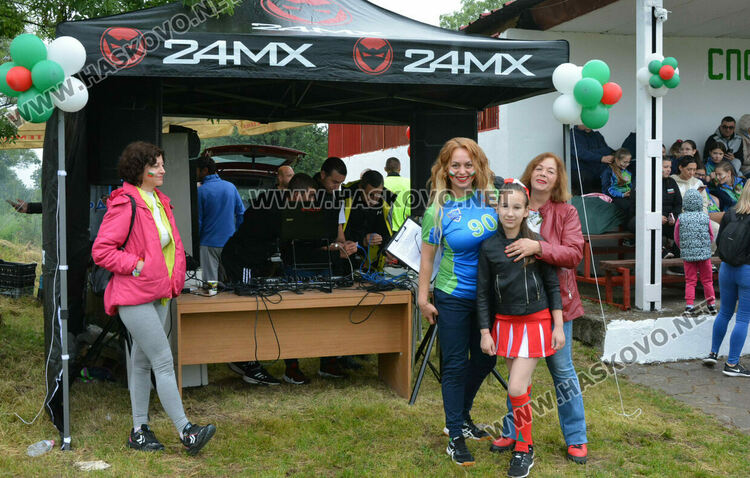 Дъждът не спря спортния празник в Минерални бани