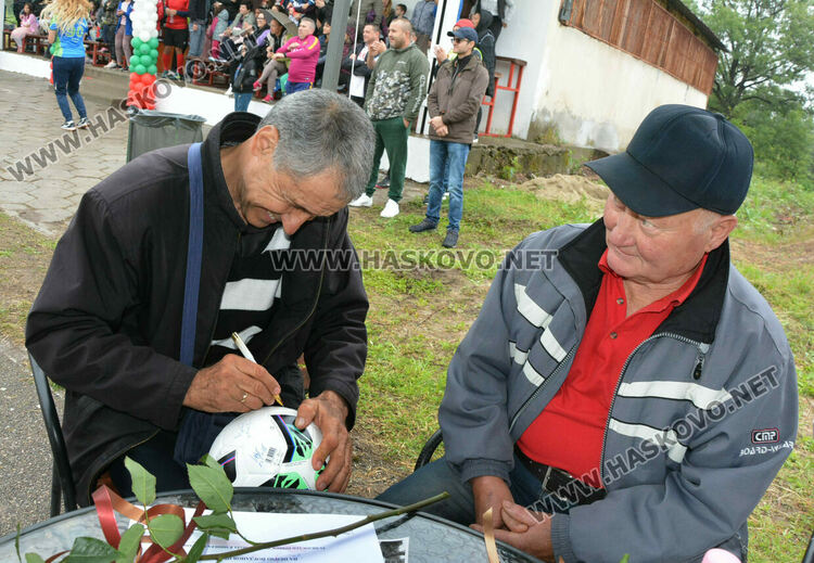Дъждът не спря спортния празник в Минерални бани