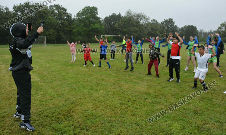 Дъждът не спря спортния празник в Минерални бани