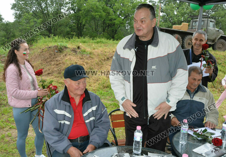 Дъждът не спря спортния празник в Минерални бани