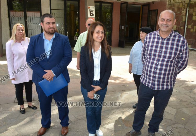 Велина Недева води листата на „Продължаваме промяната-Демократична България“