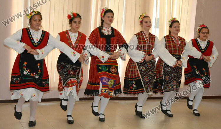 Тракийци отличиха писатели, поети, учители и културни дейци в Хасково за 24 май