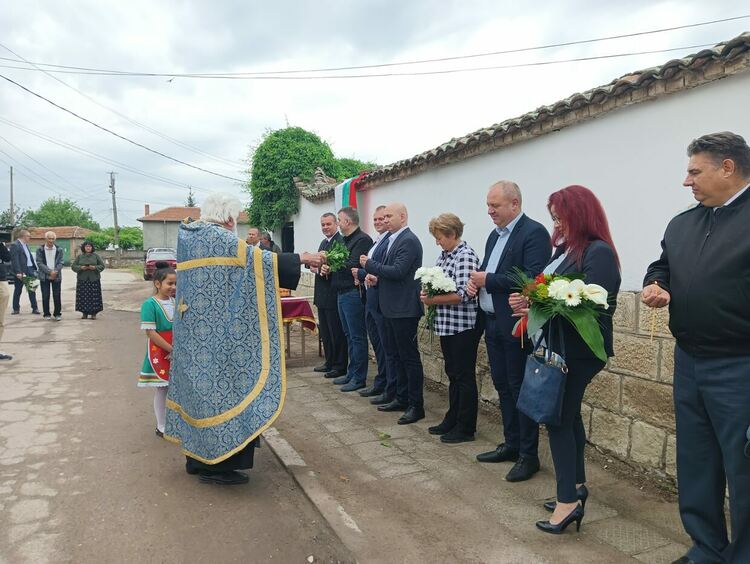 В Караджалово отркиха плоча в памет на ген.-майор Иван Хубенов