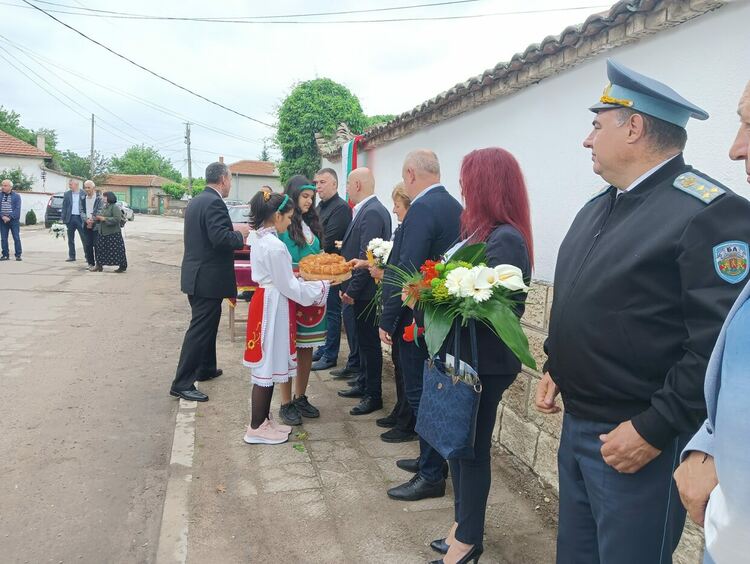 В Караджалово отркиха плоча в памет на ген.-майор Иван Хубенов