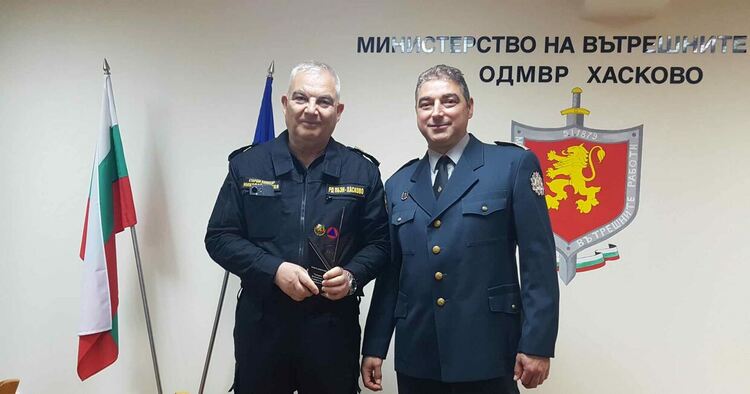 Николай Вълчев и Митко Чакалов (Снимки: ОД на МВР - Хаксово)