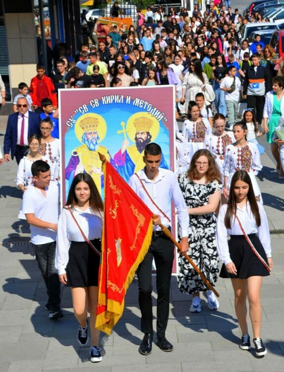 Асеновград отбеляза 24-ти май с голям детски концерт 