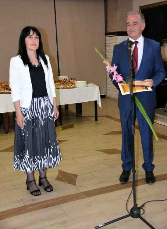 Наградиха учители и културни дейци от Асеновград 