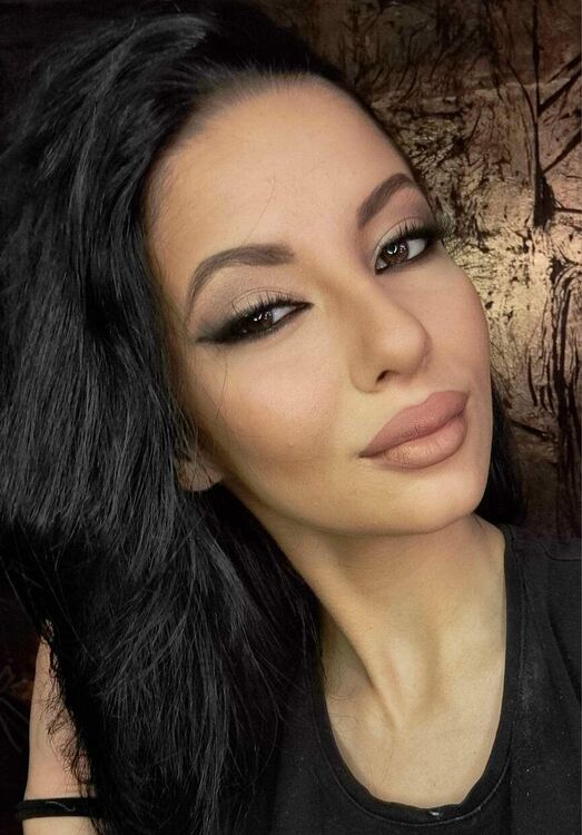 Абитуриентките избират моделски грим