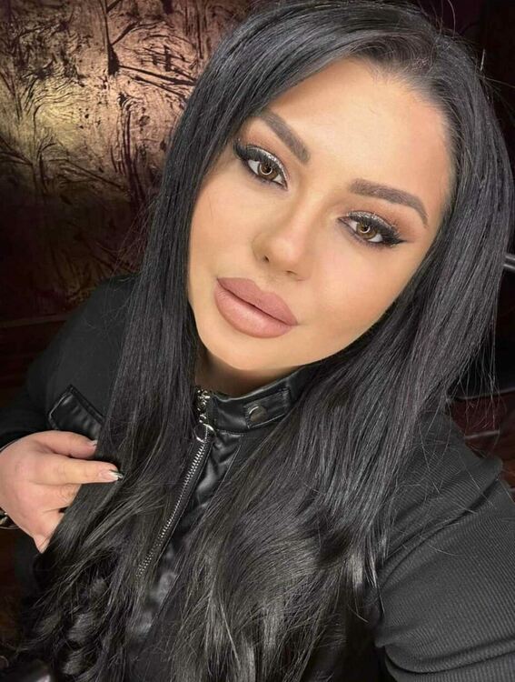 Абитуриентките избират моделски грим