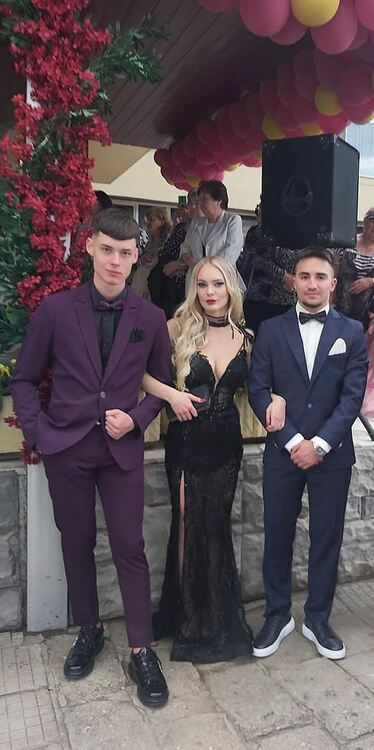 "На добър час!" казахме на златаровския випуск 2024 