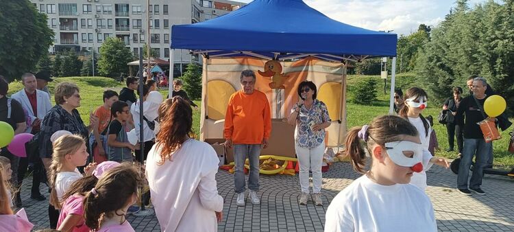 ГЕРБ подари градинско парти на децата на Кърджали