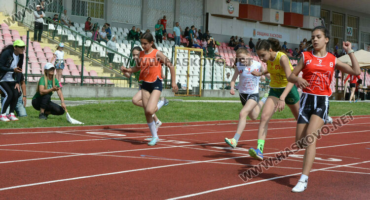 80 лекоатлети в надпревара на стадион „Хасково“