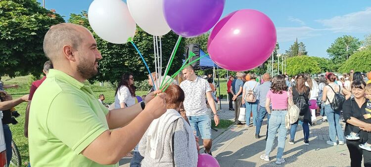 ГЕРБ подари градинско парти на децата на Кърджали