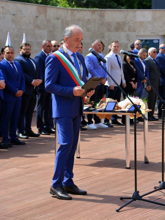 Връчиха званията "Почетен гражданин на Асеновград"