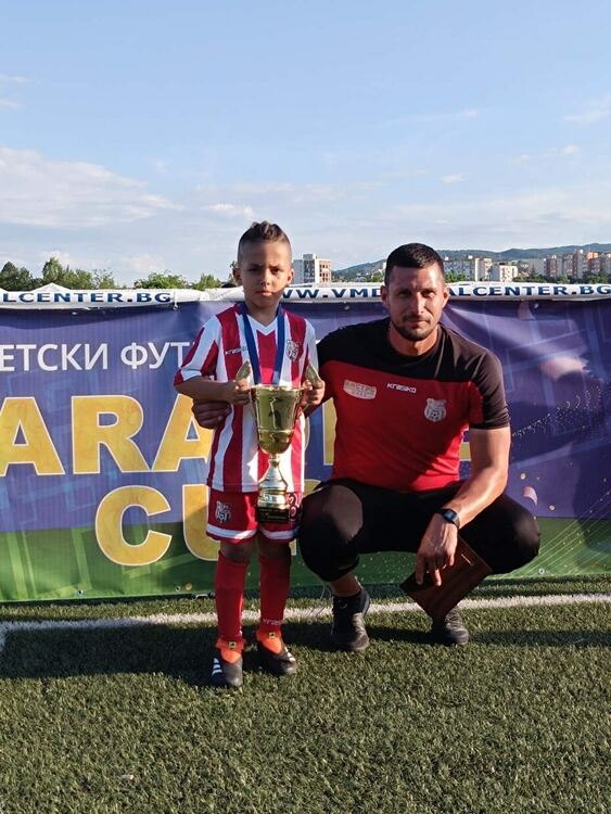 Малките таланти на ФК „Хасково“ с второ място на турнира Paradise cup 