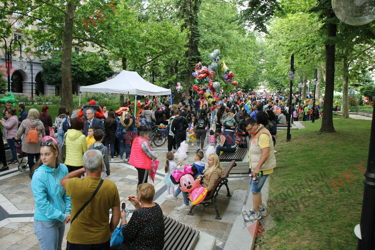 Разнообразна програма очаква децата за 1 юни