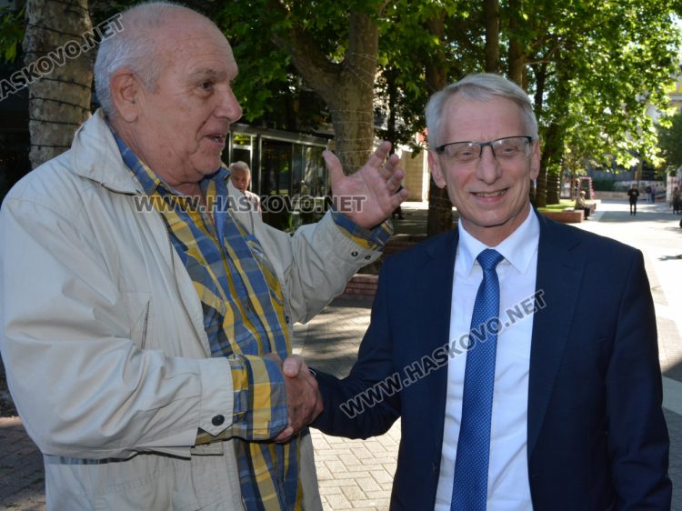 Пълна зала посрещна лидерите на Промяната в Хасково