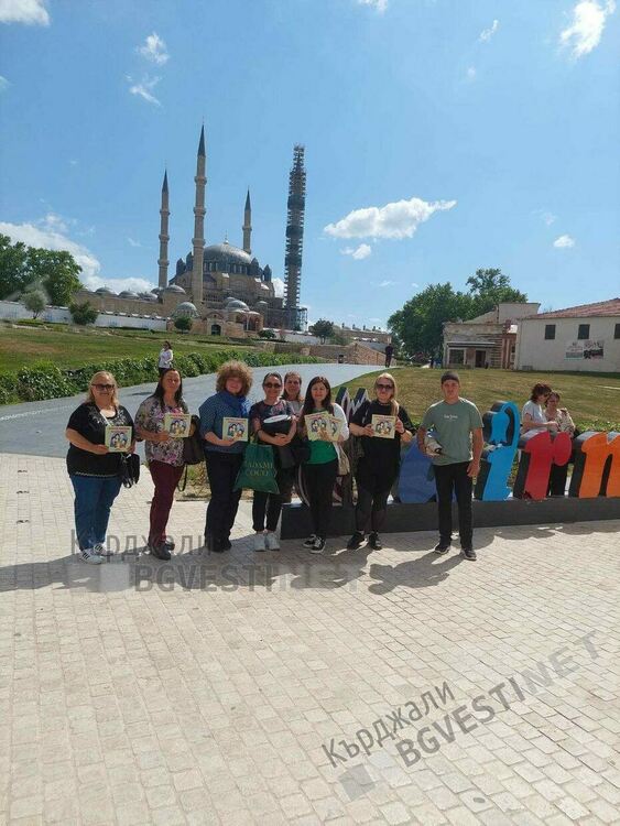 Секретари и библиотекари на читалища  от Кърджалийско се запознаха с културното наследство на Одрин