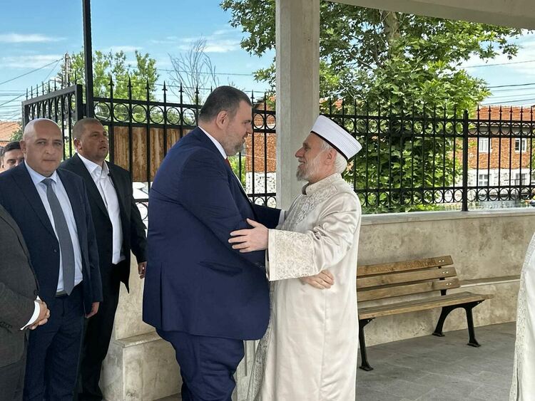 Делян Пеевски от Кърджали:Хората са нашия мощен гръб!