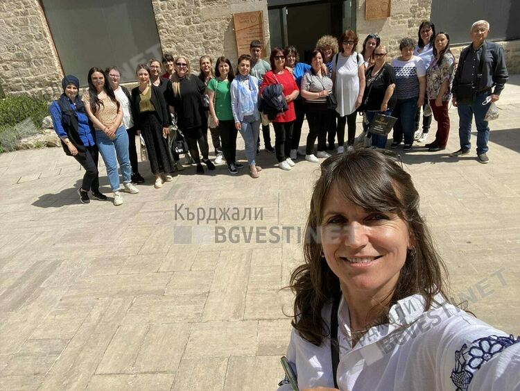 Секретари и библиотекари на читалища  от Кърджалийско се запознаха с културното наследство на Одрин