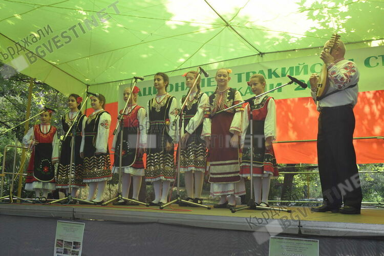 Тракийци отново се събират на събор в Кърджали, стягат голямо надпяване