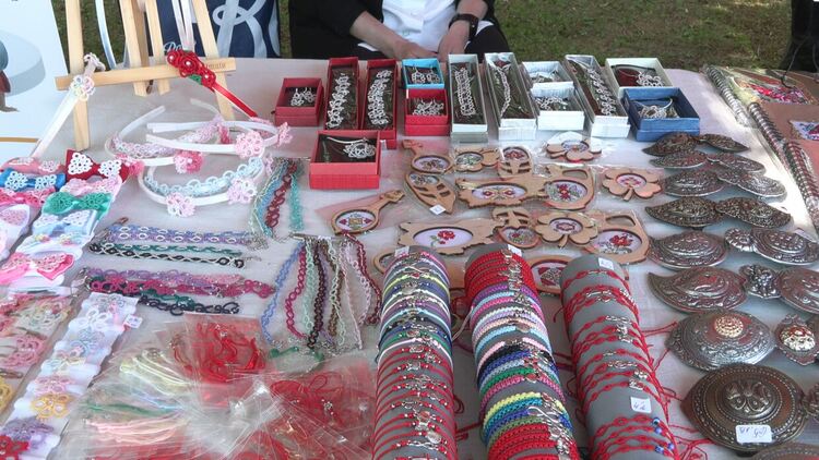 Изпълнители от осем държави участват на етнофестивала в Минерални бани