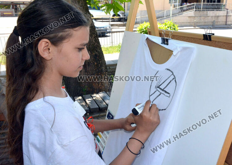 Ученици отправиха послания срещу тютюнопушенето в творчески конкурс 