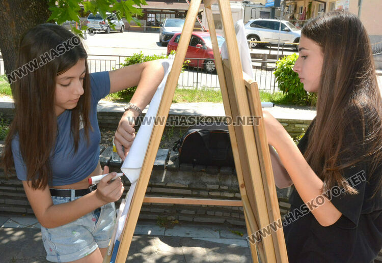 Ученици отправиха послания срещу тютюнопушенето в творчески конкурс 