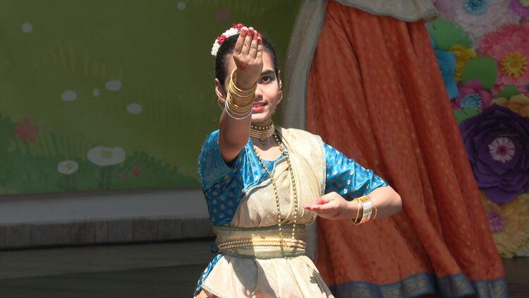 Изпълнители от осем държави участват на етнофестивала в Минерални бани