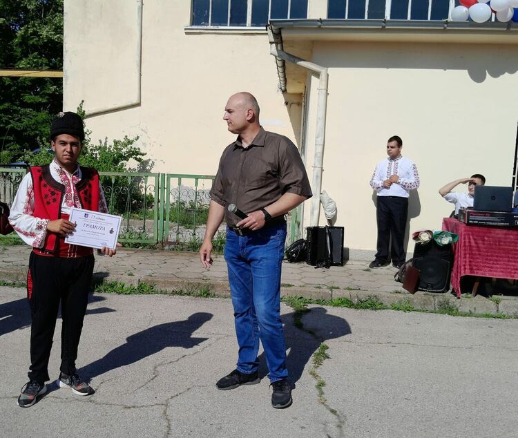 ПГМЕТ “Стойчо и Кица Марчеви” чества 75 години