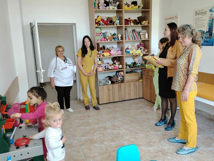 С грижа към бъдещите читатели на библиотеката