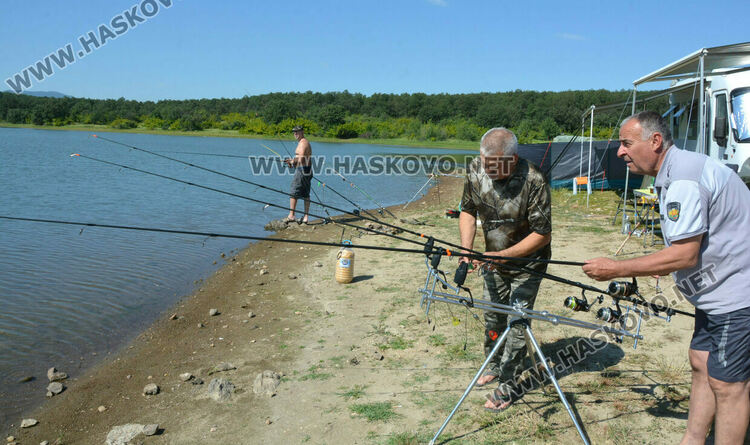 Ранобудни рибари откриха сезона