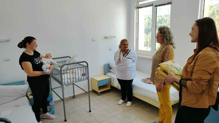 С грижа към бъдещите читатели на библиотеката