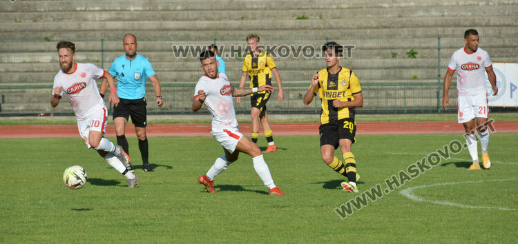 „Саяна Хасково“ завърши сезона с победа над „Ботев II“