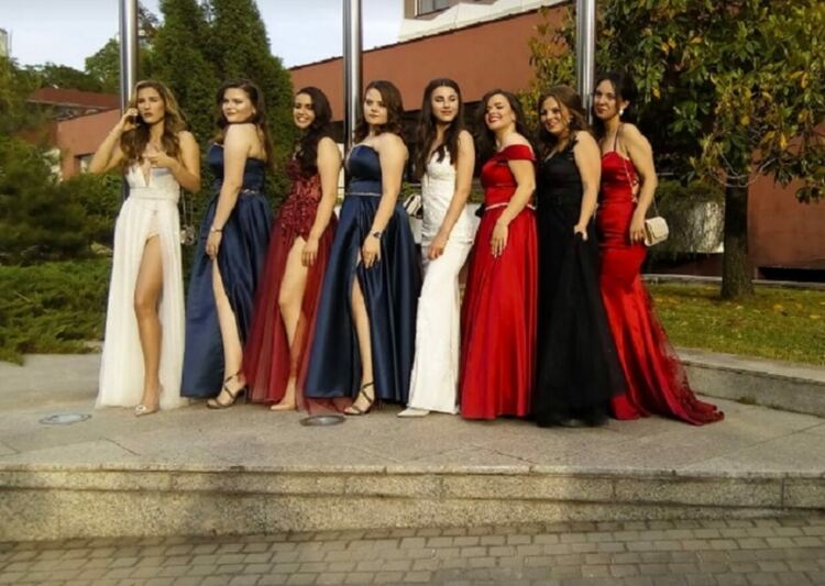 Колонката на редактора:Абитуриентски балове или абитуриентски сватби