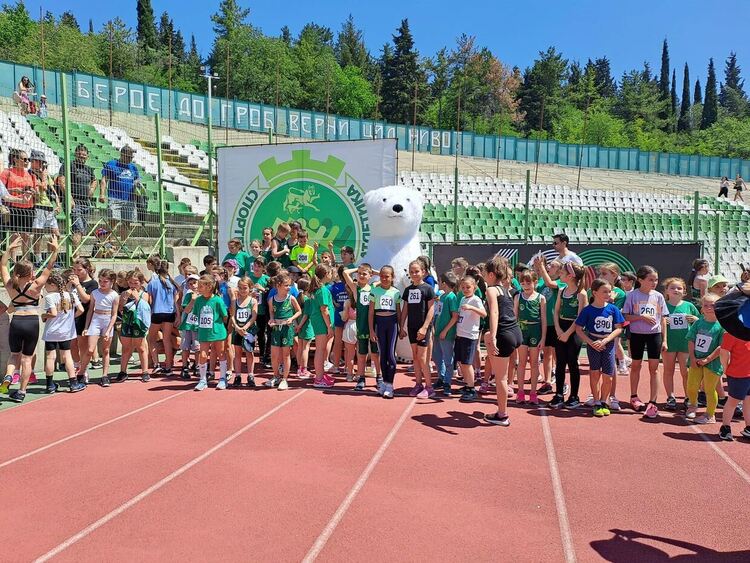 Четири медала за младите атлети на Хасково