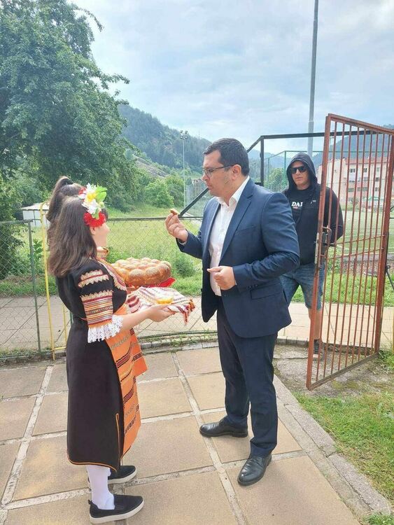 Детска градина "Изворче" в Девин чества своя 40-годишен юбилей 