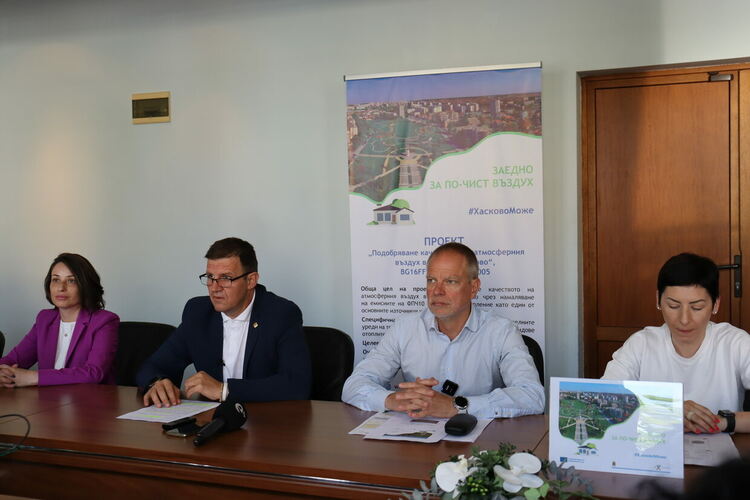 Подменят печките на над 3440 домакинства в Хасково с екологично отопление