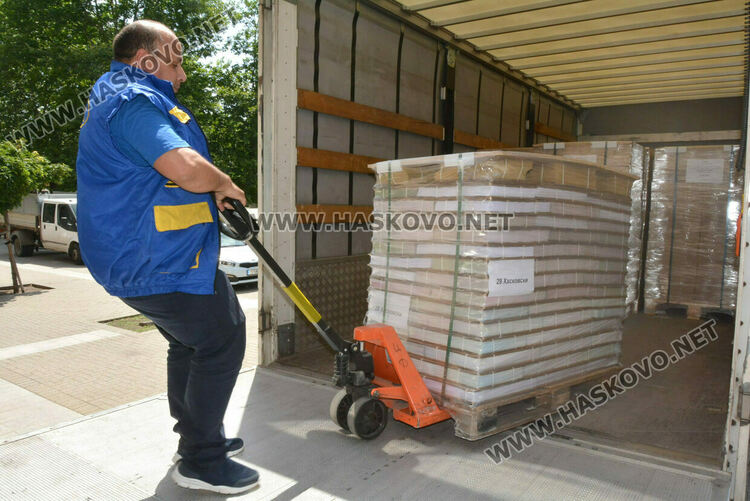 Пристигнаха бюлетините за изборите 2в1 на 9 юни 2024