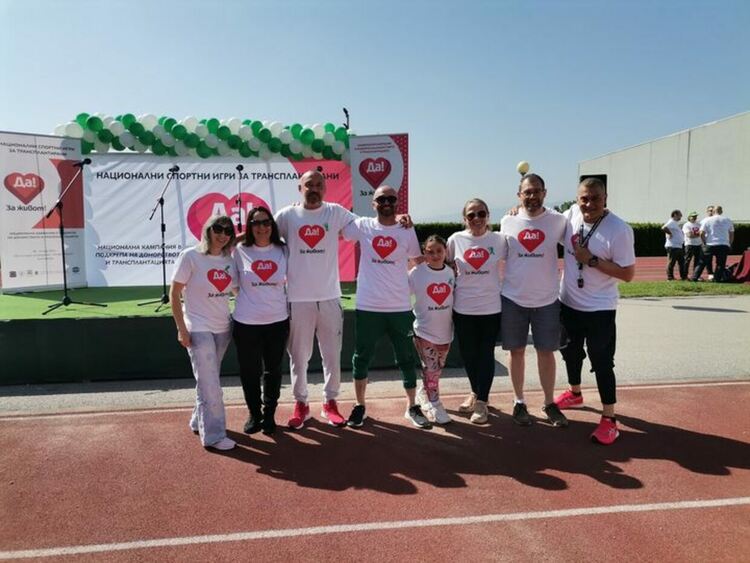 Христо Трендафилов подари на Хасково медалите си от Националните спортни игри за трансплантирани 