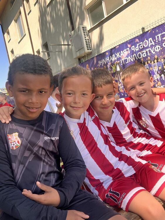 Младите таланти на ФК „Хасково“ с две призови места на турнир в Кърджали