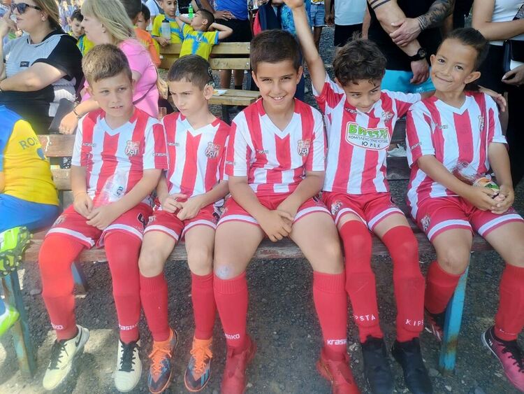 Младите таланти на ФК „Хасково“ с две призови места на турнир в Кърджали