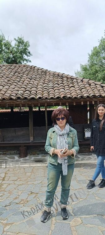 Цвета Караянчева посети Джамията на седемте девойки до Подкова